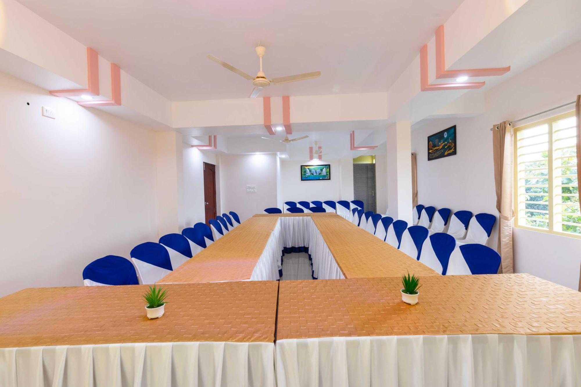 Treebo Airsuite Airport Hotel Kochi Exteriér fotografie